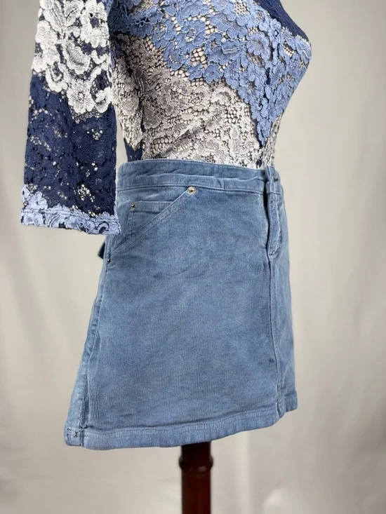 Guess Blue Corduroy Mini Skirt Y2K Stretch A-Line Size 32 - Picture 2 of 6